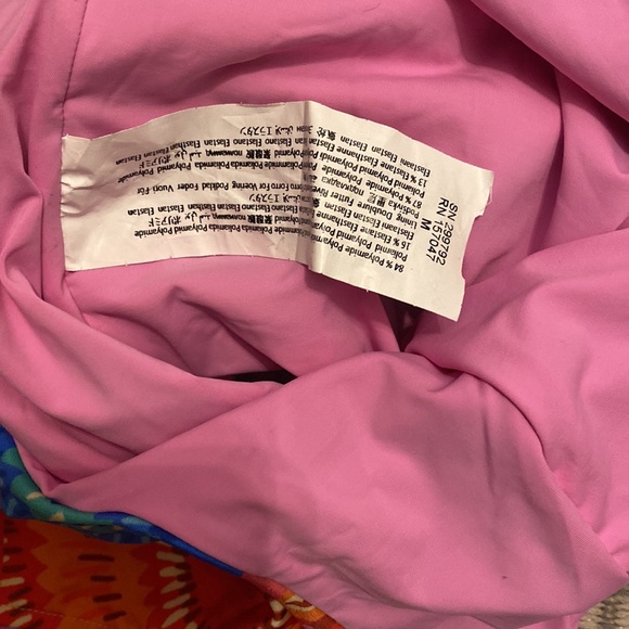 FARM Rio Multicolor One Piece Swimsuit - Picture 5 of 6